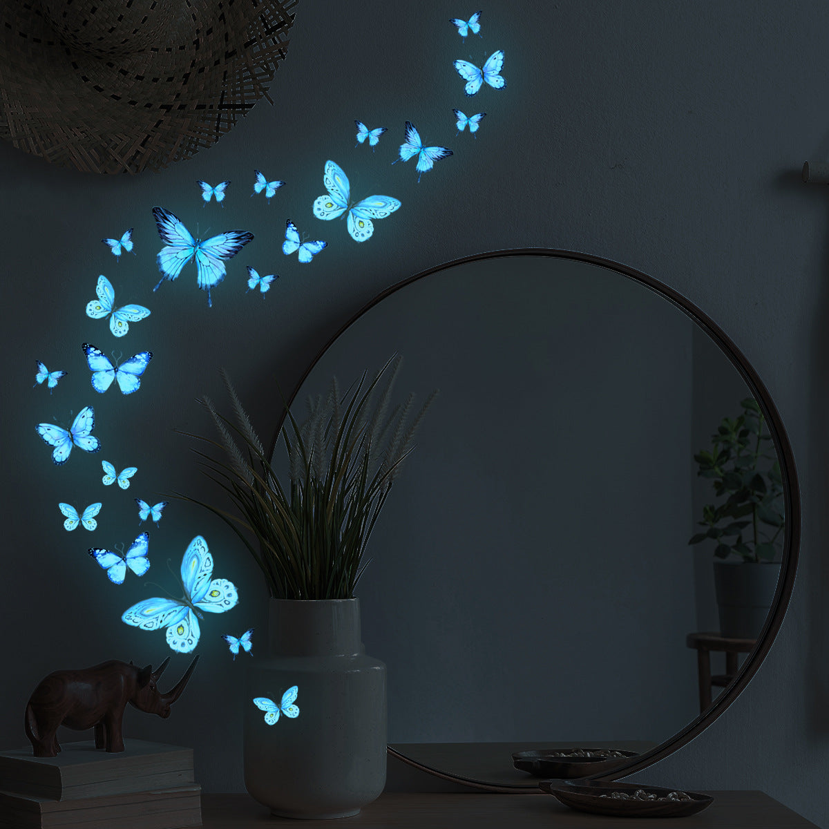 12Pcs/Set Luminous Butterfly Wall Stickers Living Room Butterflies